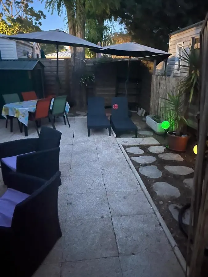 Mobil Home Bungalow 6 Personnes Villeneuve Loubet Plage Marina Baie Des Anges