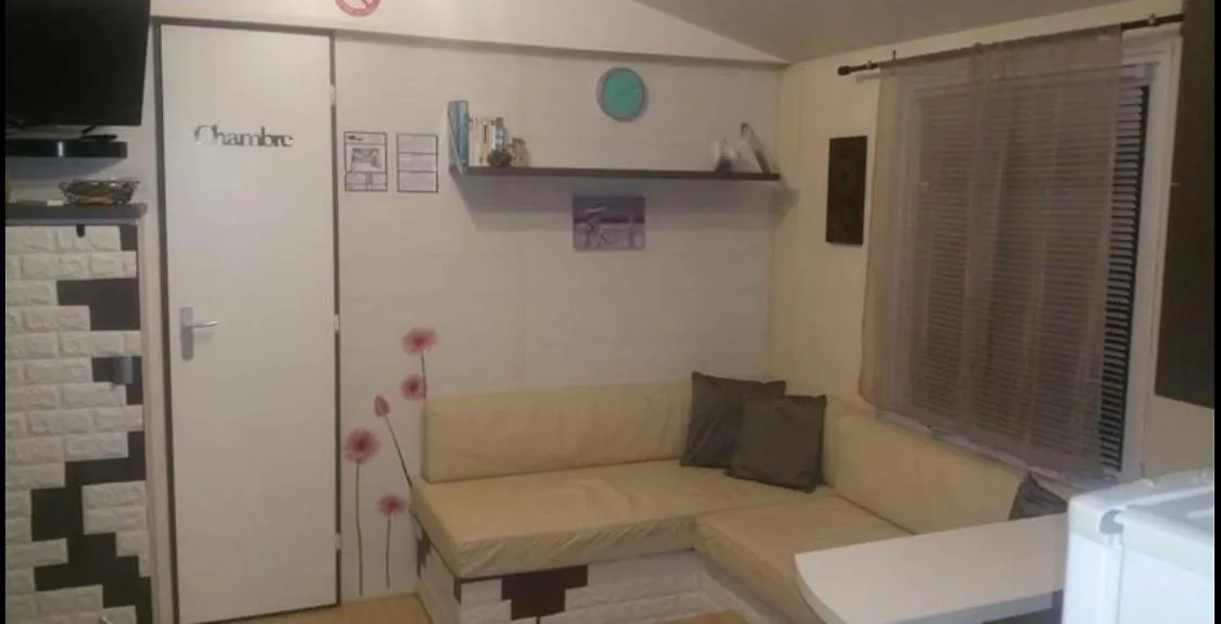 Mobil Home Bungalow 6 Personnes Villeneuve Loubet Plage Marina Baie Des Anges 0*, Villeneuve-Loubet France
